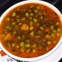 A picture of Methi Matar.