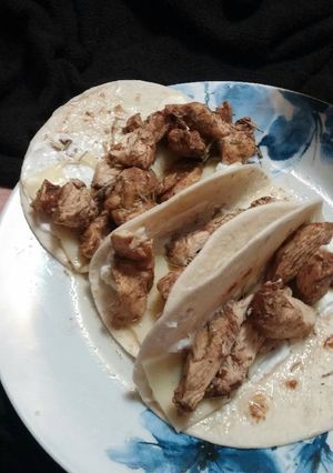 A picture of Rosemary Chicken Tacos.