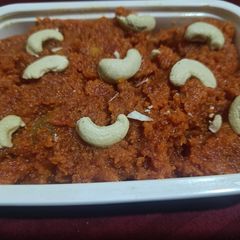 A picture of Restaurant Style gajar ka halwa.