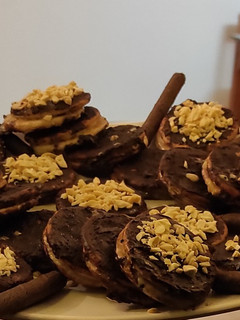 A picture of Choco pie.