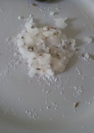 A picture of Tasty Edible snow (easiest desert ever only need 2 ingredients).