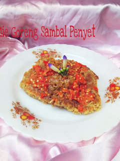 Foto resep Mie goreng sambal penyet