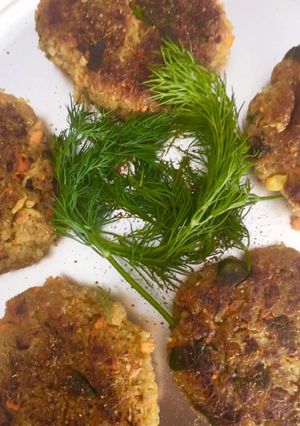 A picture of Quinoa patties.