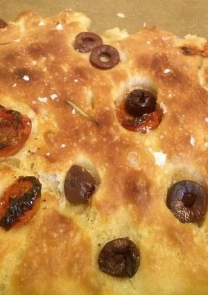 簡單義式佛卡夏-Easy Focaccia Dough-免揉 的食譜成品照片