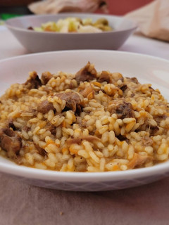 Una foto de Arroz Meloso con Rabo de Ternera al Toque de Curry