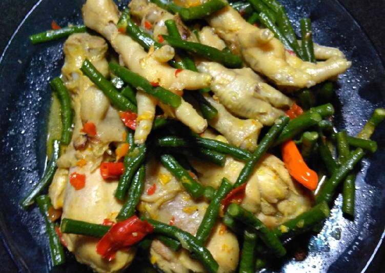 Langkah Mudah untuk Menyiapkan Gulai Ayam + Kacang Panjang yang Enak