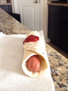 A picture of Hotdog Rap.