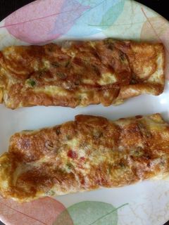 पोकेट ऑम्लेट (pocket omelette recipe in marathi) रेसिपी चे मुख्य फोटो