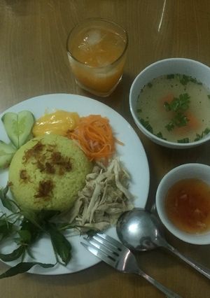 Hình của món Cơm gà Nha Trang.
