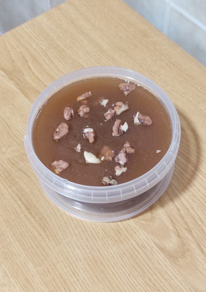 Una foto de Dulce de manzana con nueces en robot de cocina Mambo