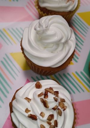 Una foto de Muffins de manzana-canela 🍎