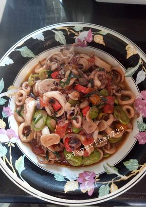 Foto resep Tumis cumi pete pedes
