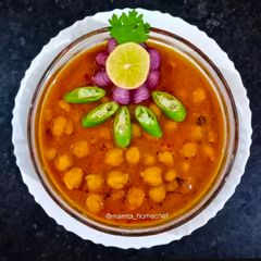 A picture of Chole Masala.