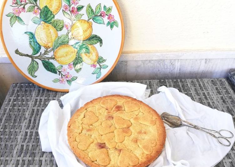 Easiest Way to Prepare Fatto in casa super veloce Il Bocconotto di crema pasticcera al limone e amarene