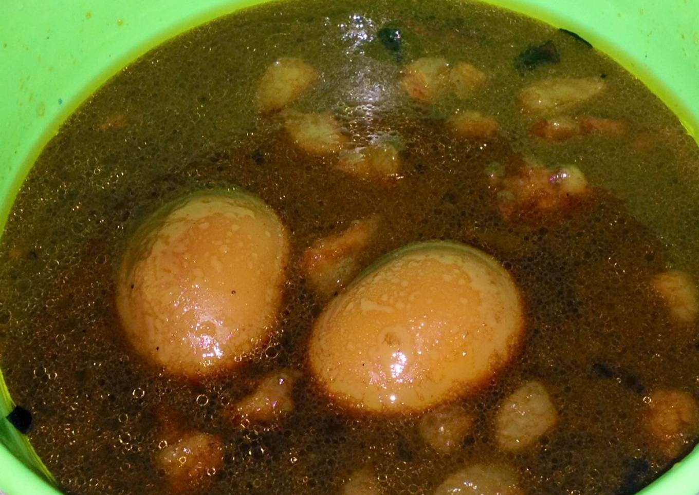 Babi kecap telur (gak halal ya)