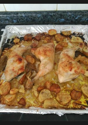 Una foto de Traseras de pollo al horno