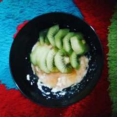 Oats with kiwi and honey (MPASI 1 TAHUN) রেসিপির প্রধান ছবি