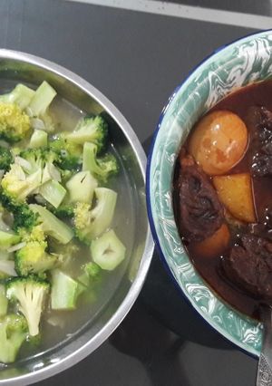 Foto resep Tumis brocoli bawang putih