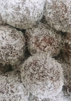 Kókuszgolyó - Ori módra recept fotója