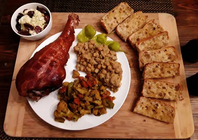 Step-by-Step Guide to Make Homemade Smoked Turkey Leg with Chickpeas