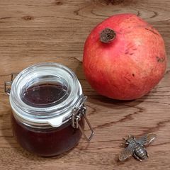 A picture of ★Pomegranate Earl Grey tea Jam★.