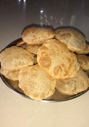 A picture of Puri.