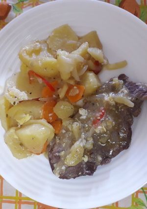Una foto de Bifes a la criolla