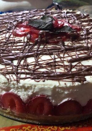 Foto principal de Pie de queso con chocolate y fresas a la Melissa