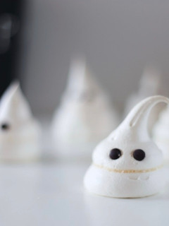 Una foto de Fantasmas de merengue en Thermomix