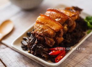 梅干扣肉 - {客家菜經典} 的食譜成品照片