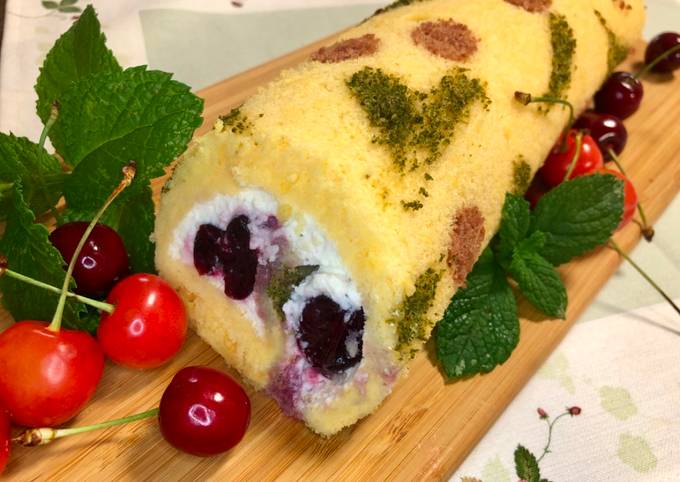 Simple Way to Prepare Favorite Cherry Roll Cake🍒