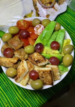 A picture of Cesar salad.