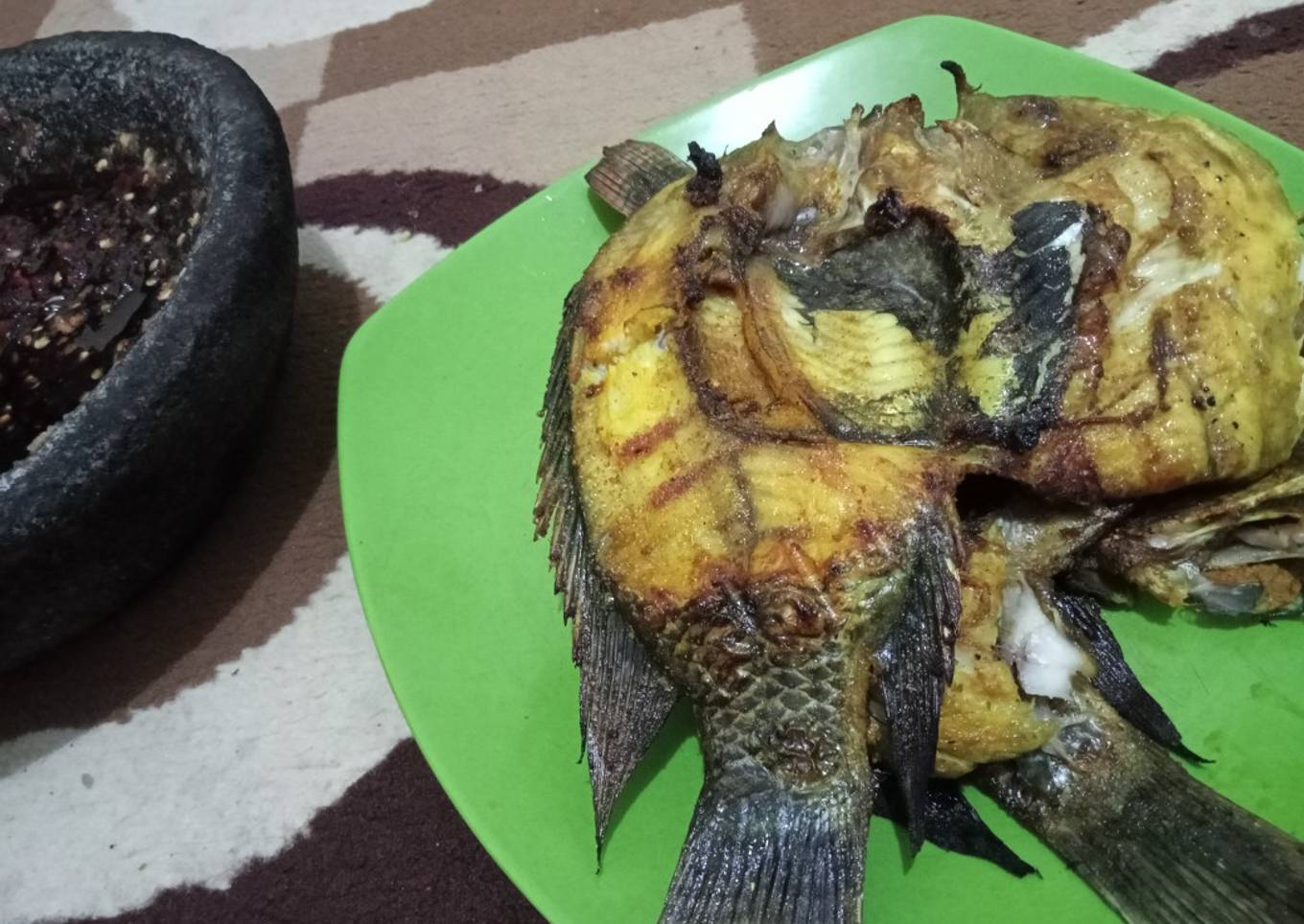 Ikan nila bakar sambel kecap