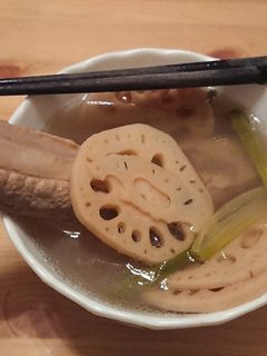 排骨蓮藕湯 的食譜成品照片