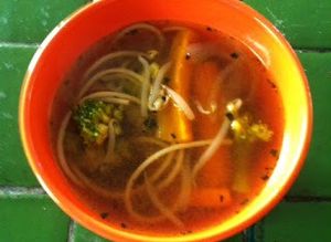 Una foto de Thai drunken noodles