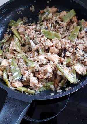 Foto principal de Pollo con verduras, arroz y yogur griego