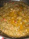 Hígado de res molido, en curry de coco