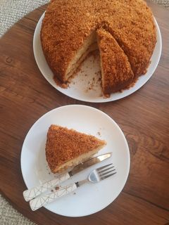 عکسی از دستور کیک کرامبل نارگیلی