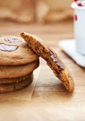 รูปของ Chewy Chocolate Chunk Cookies