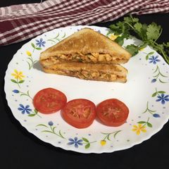 A picture of Tandoori Mayo Paneer Sandwich.