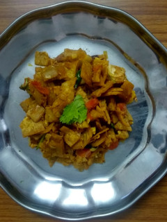 கொத்து சப்பாத்தி(kothu chapathi recipe in Tamil) செய்முறை முக்கிய புகைப்படம்