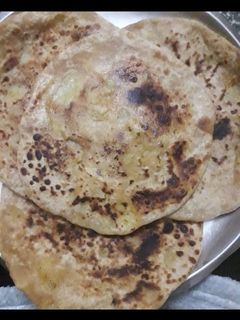 आलू के पराठे (aloo ke parathe recipe in Hindi) रेसिपी मुख्य फोटो