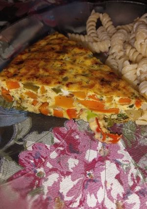 Una foto de Tortilla de verduras