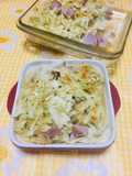 Espaguetis en salsa bechamel al horno con salchicha y queso!!