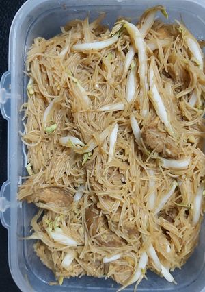 รูปของ ผัดหมี่ขาวหมูสามชั้น
