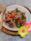 Tumis cumi asin, kacang panjang dan jamur enoki