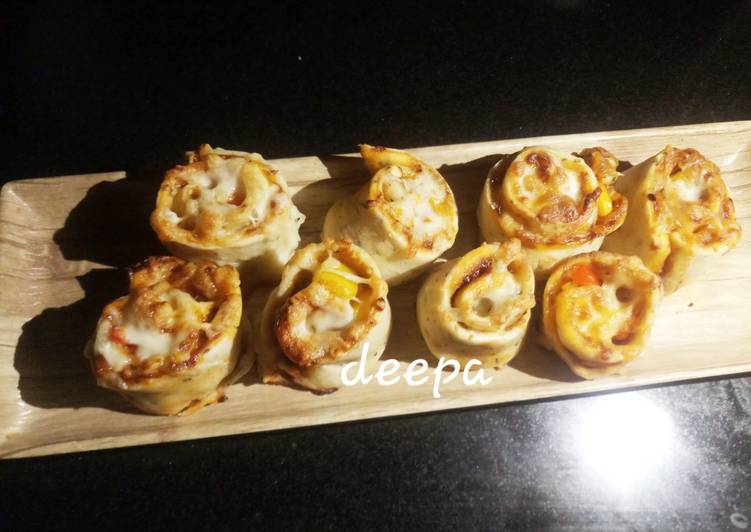 Herbed pizza roll ups