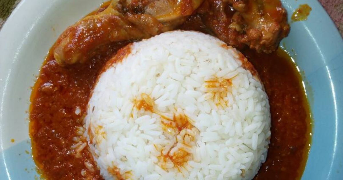 White Rice And Chicken Stew Recipe by Diana Asare - Cookpad