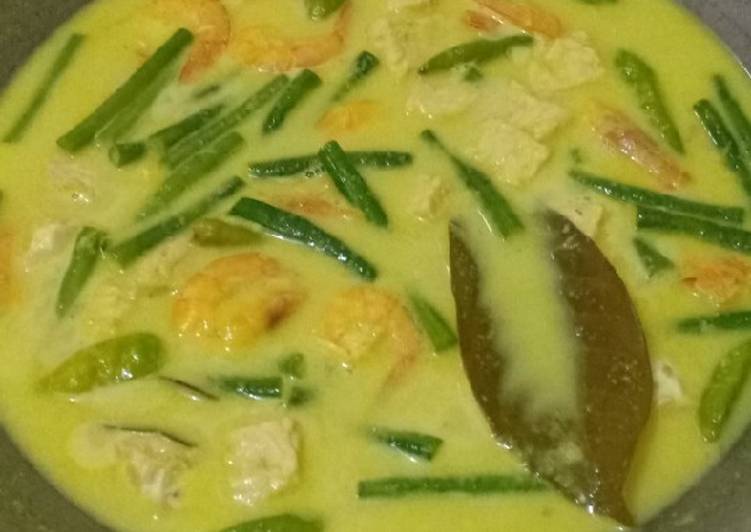 Langkah Mudah untuk Menyiapkan Gulai udang gurih tanpa msg, Bisa Manjain Lidah