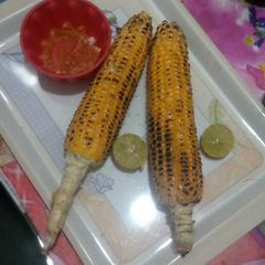A picture of Roasted Bhutta.